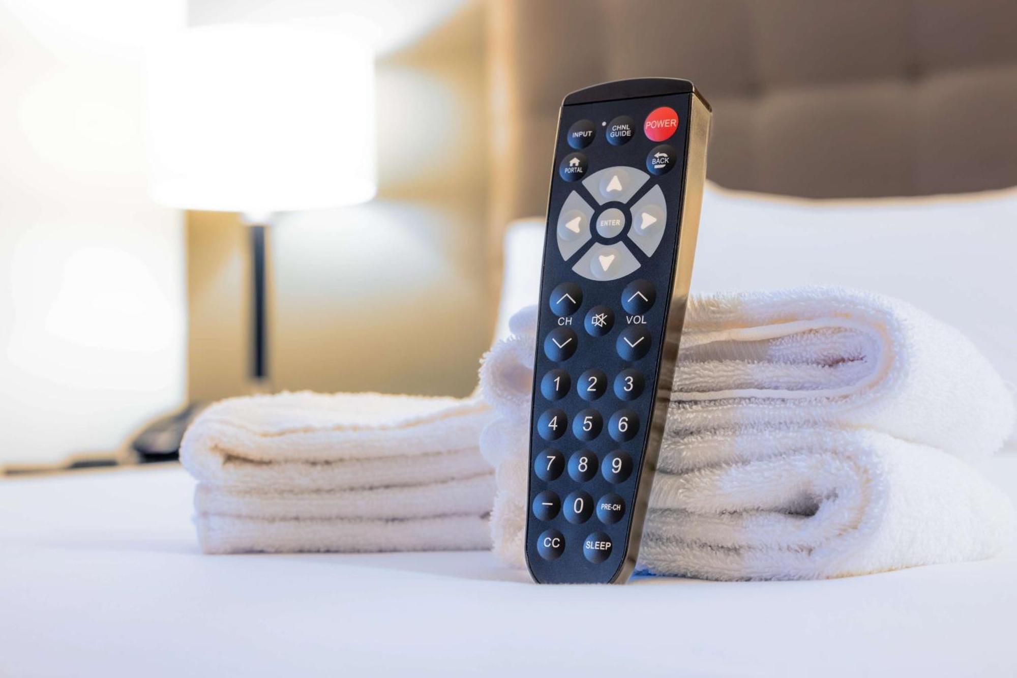 Drury Inn & Suites Kansas City Airport Экстерьер фото
